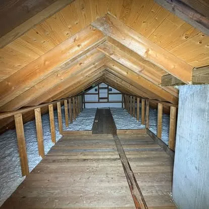 Isolert kaldloft konstruksjon